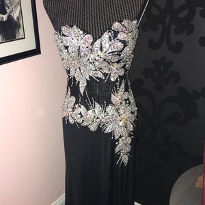 Black and silver prom dress!
